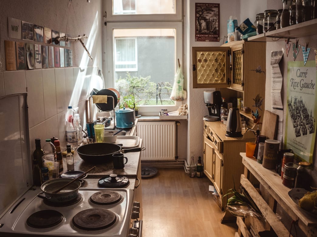 Tips For Living With Roommates In A Tiny Apartment During The Lockdown