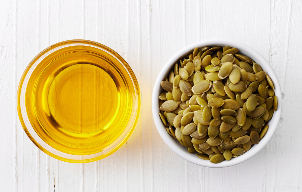 The Powerful Duo: Pumpkin Seed Oil and Saw Palmetto for Prostate Health